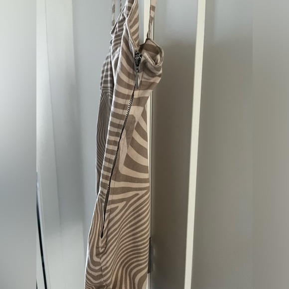 ❌ Sold - H&M denim dress ❌ - Picture 3 of 3